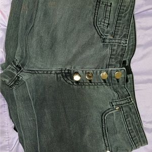 Closet Clean Out!|Forever 21 Black Denim Shorts